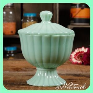 New- The Pioneer Woman timeless beauty Candy Dish ,Jadeite